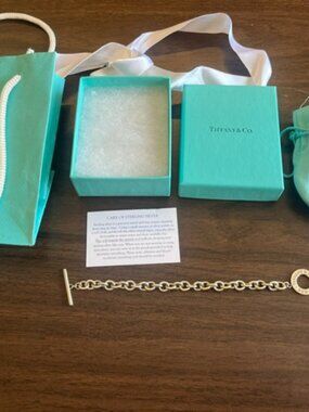TIFFANY & CO TOGGLE BRACELET